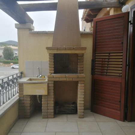 The Sunny House Apartment Villasimius Luaran gambar
